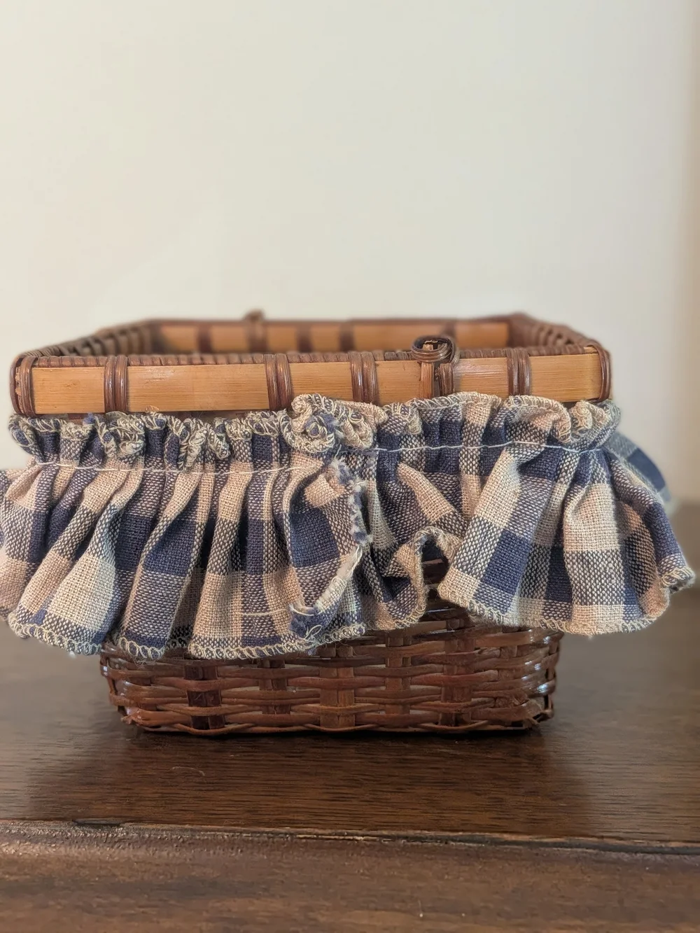 N/A charming vintage